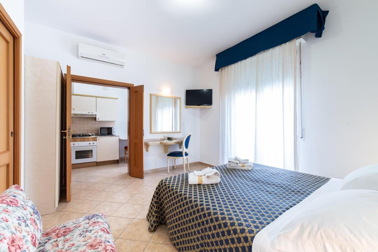Residenza Melucci Aparthotel Rimini Buitenkant foto
